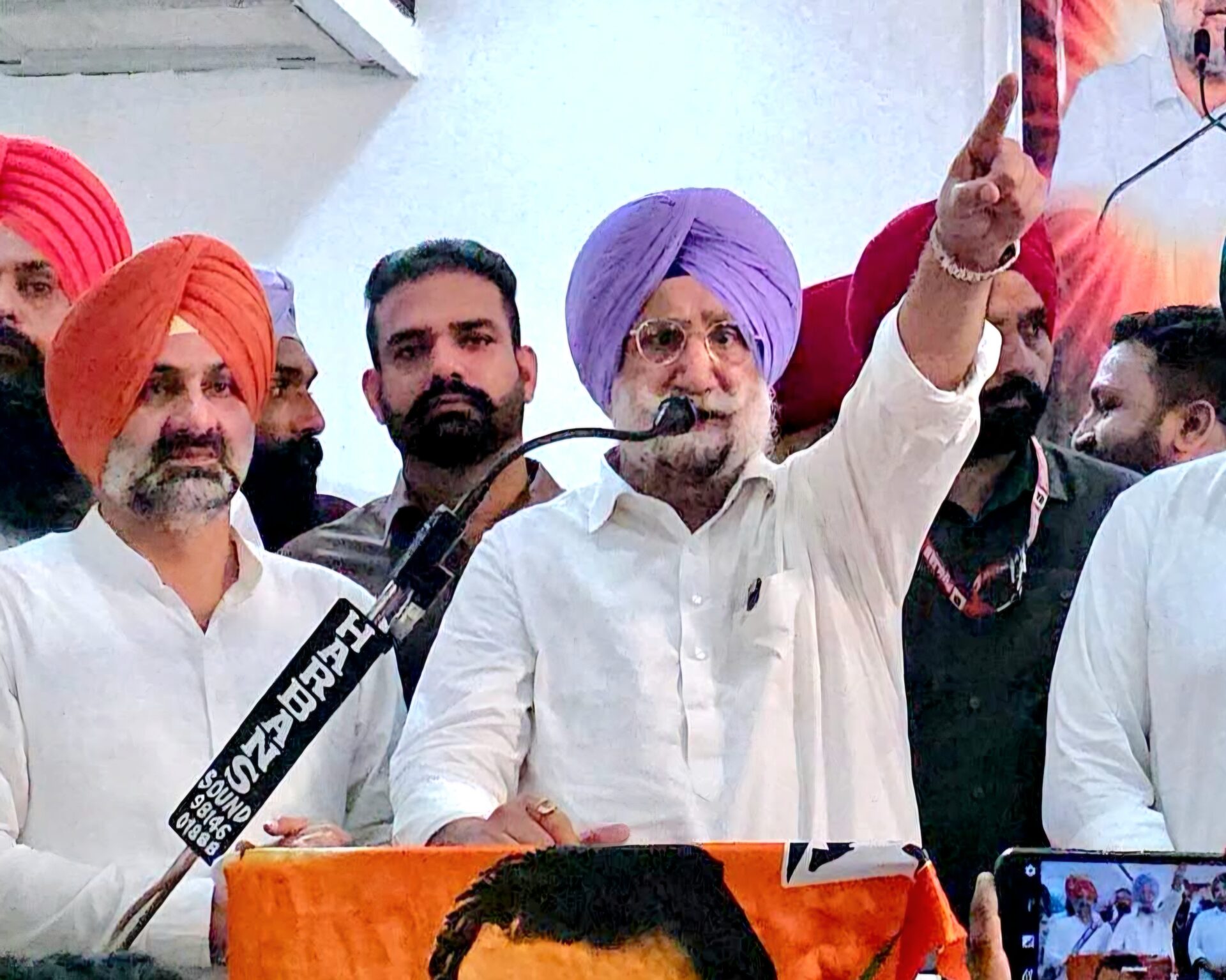 Read more about the article ਸਪੀਕਰ ਸੰਧਵਾਂ ਨੇ ਮੰਨਿਆ ਕਿ ਮਾਨ ਸਰਕਾਰ ਨਸ਼ਾ ਵਿਰੋਧੀ ਗਾਰੰਟੀ ਪੂਰੀ ਨਹੀਂ ਕਰ ਸਕੀ, ਮੁੱਖ ਮੰਤਰੀ ਦੇਣ ਜਵਾਬ: ਰੰਧਾਵਾ