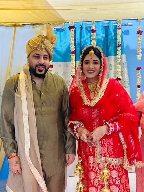 You are currently viewing ਬਾਦਸ਼ਾਹ ਅਤੇ ਈਸ਼ਾ ਰਿਖੀ ਨੇ ਲਿਆ ਵੱਖ ਹੋਣ ਦਾ ਫੈਸਲਾ