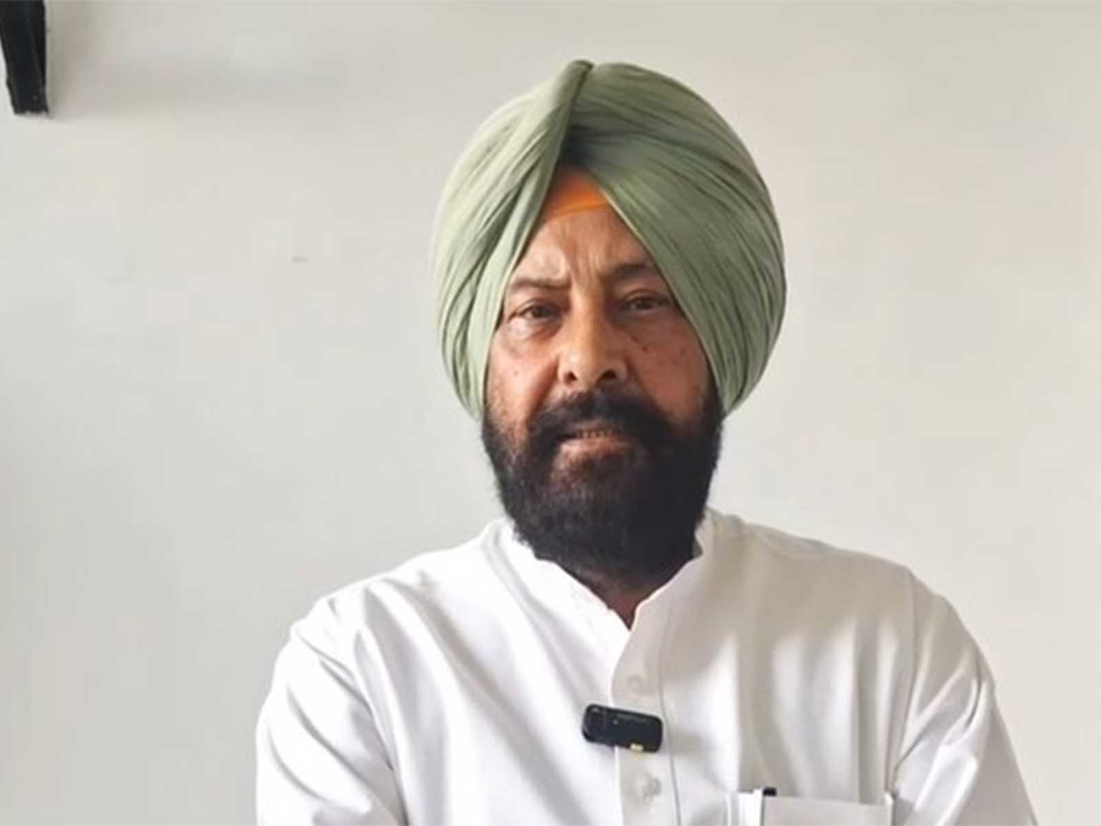You are currently viewing ਰਾਜਾ ਵੜਿੰਗ ਦੇ ਅਸਤੀਫ਼ੇ ਨਾਲ ਕਾਂਗਰਸ ਦੀ ਅੰਦਰੂਨੀ ਖਿੱਚੋਤਾਣ ਵਧਣ ਦਾ ਖ਼ਦਸ਼ਾ: ਕੇਵਲ ਢਿੱਲੋਂ